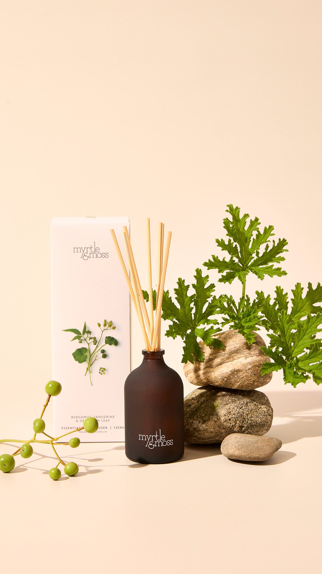 Myrtle & Moss Signature Essential Oil Diffuser Rose Geranium, Grapefruit & Clary Sage 125mL