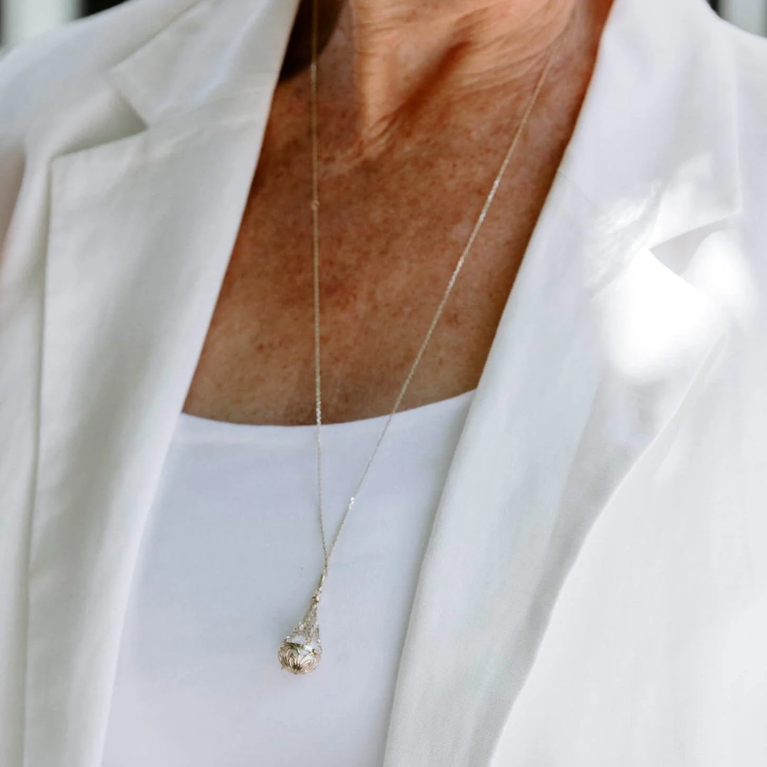 Ikecho Paris Edison Necklace