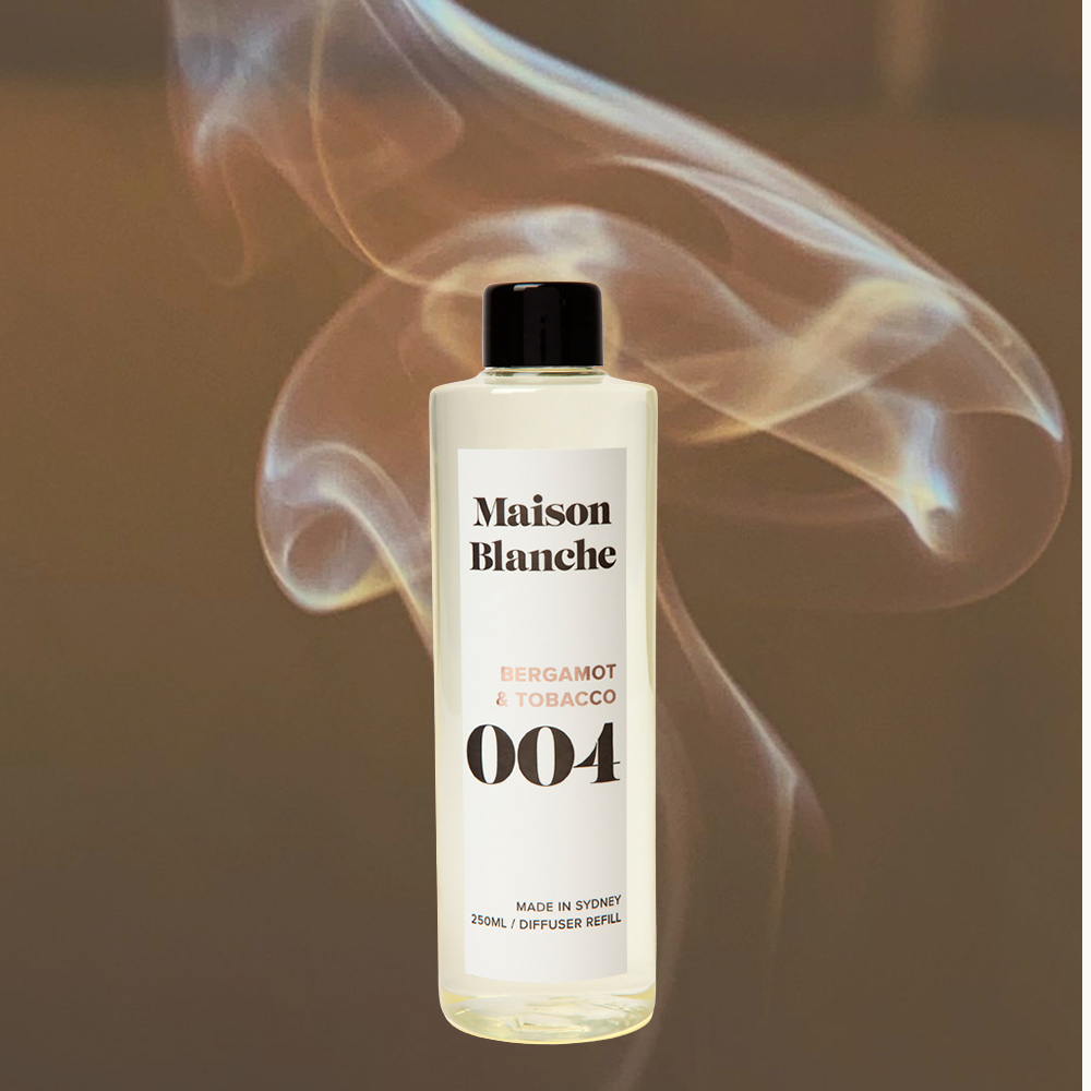 Maison Blanche 004 Bergamot & Tobacco Diffuser Refill 250mL – official Maison Blanche product image 3