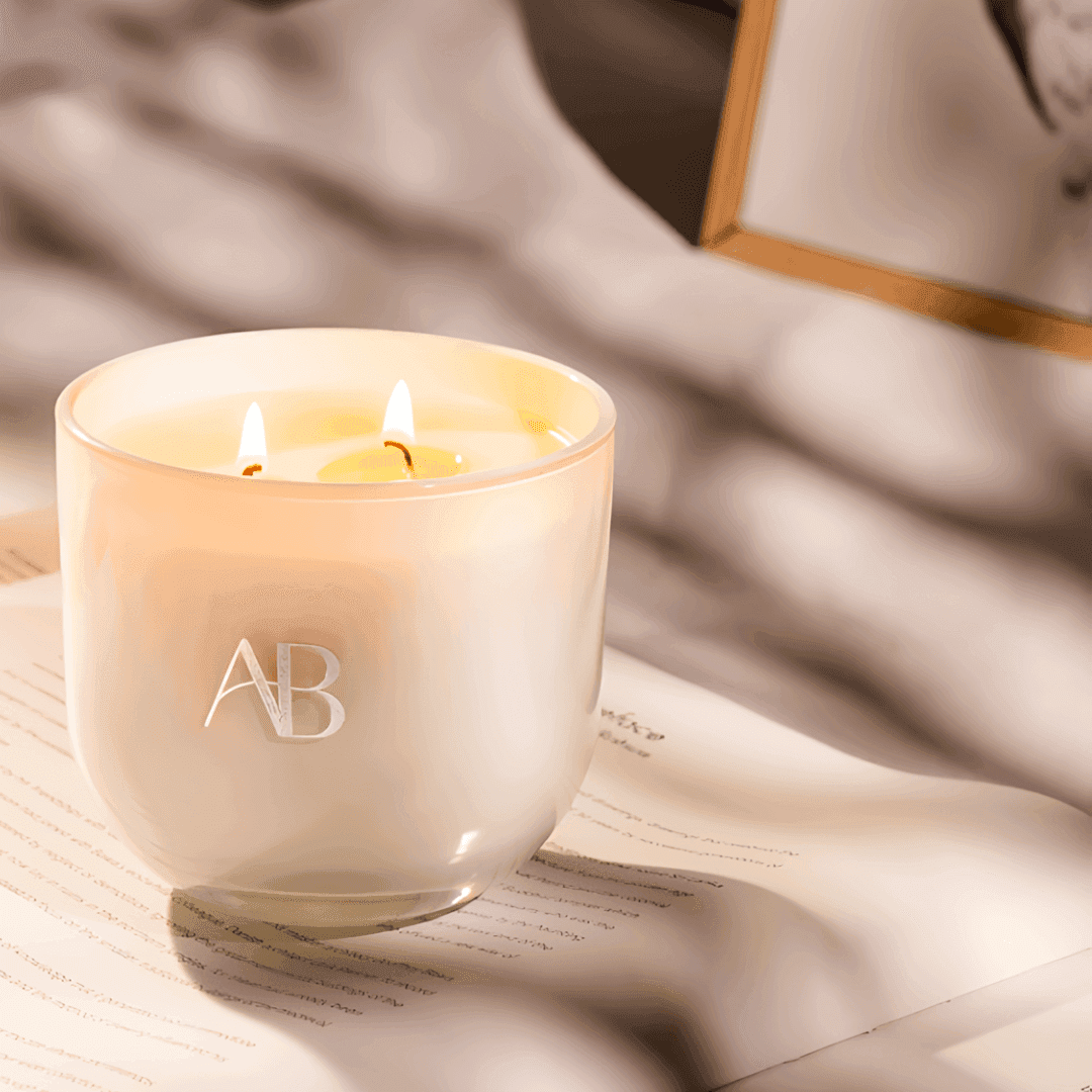 Candle - Aromabotanical - Aromabotanical Guava & Lychee Candle 680g - The Gift Company