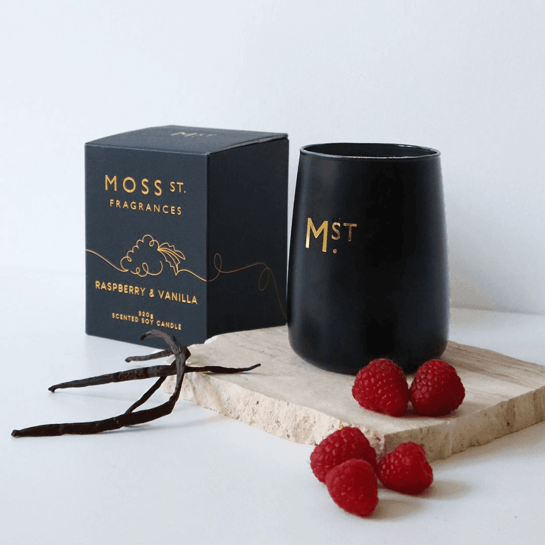 Candle - Moss St - MOSS ST Limited Edition: Raspberry & Vanilla Candle 370g - The Gift Company