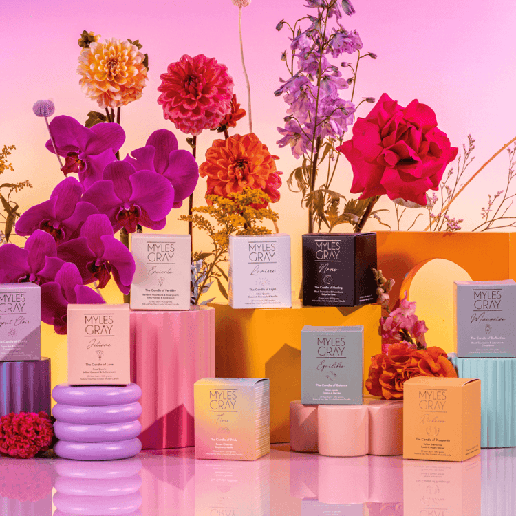 Candle - Myles Gray - La Lune | The Candle of Friendship - The Gift Company