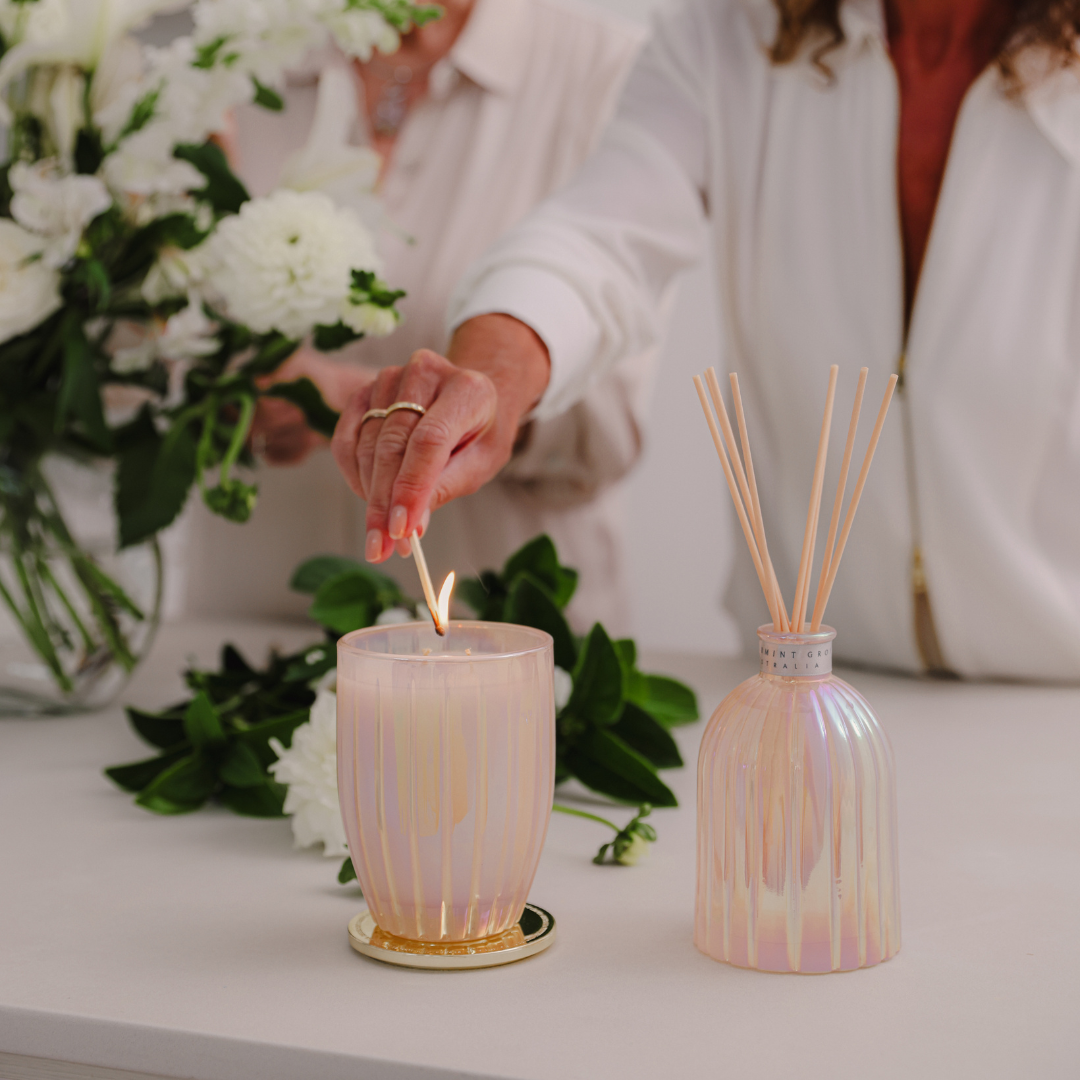 Candle - Peppermint Grove - Peppermint Grove Velvet Petals & Tuberose Mini Soy Candle Card 60g - The Gift Company