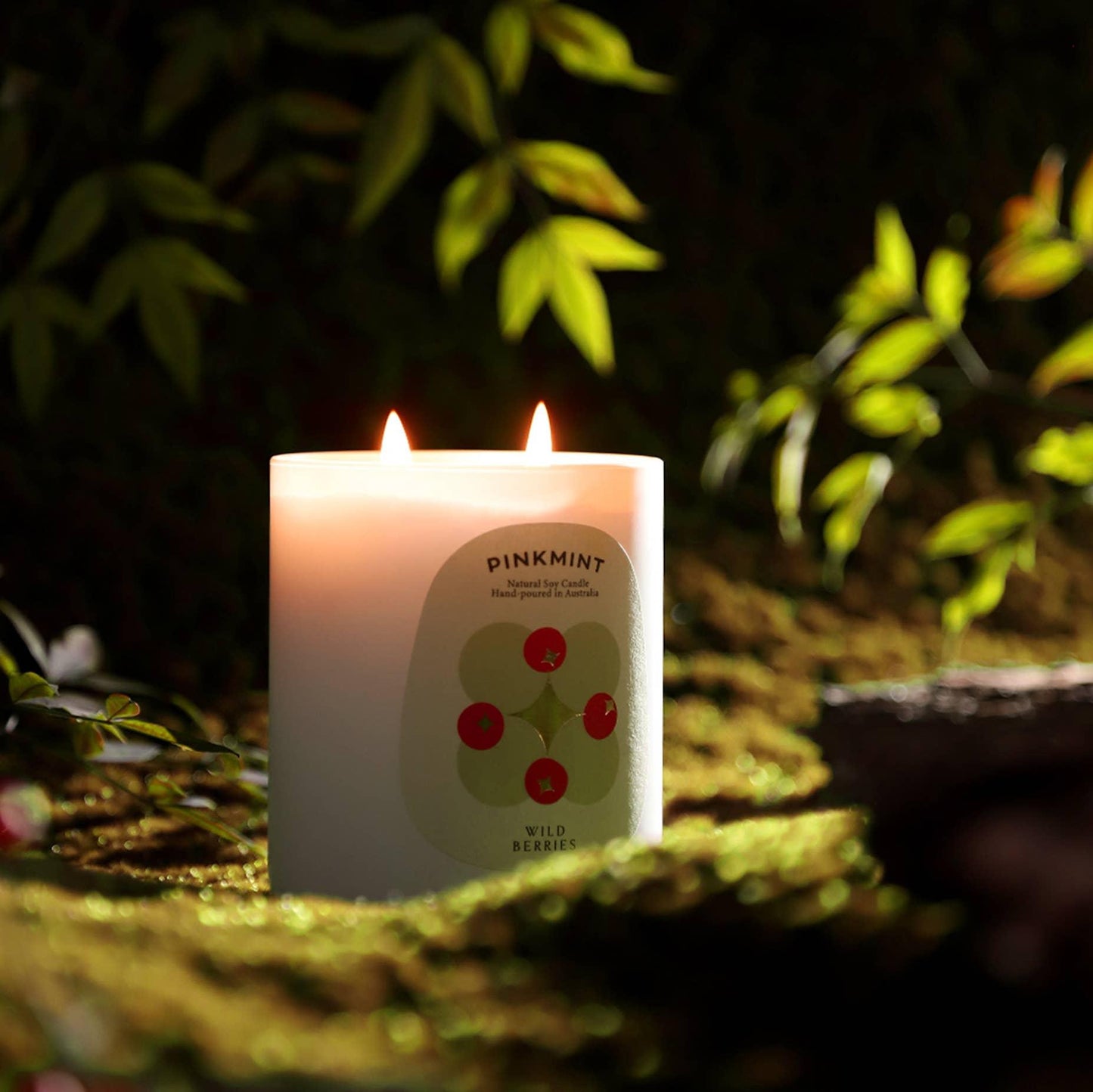 Candle - Pinkmint Candle - Pinkmint Candle Wild Berries Double Wick Soy Candle 470g - The Gift Company