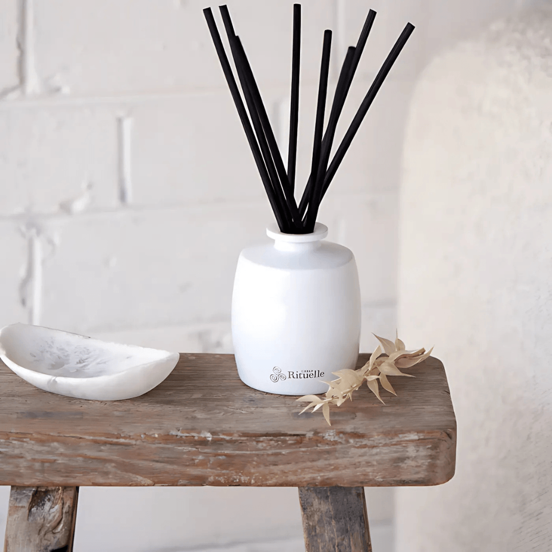 Diffuser - Urban Rituelle - Urban Rituelle Pistachio, Saffron, Praline, Maple Fragrance Diffuser 220ml - The Gift Company