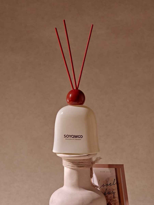 SOYAMOO Ebony Rose Wanderland Reed Diffuser 150mL