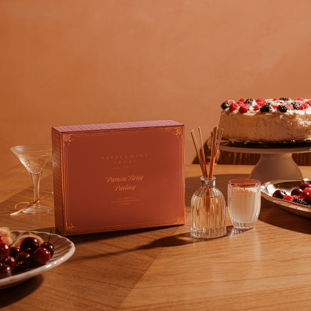 Gift Set - Peppermint Grove - Peppermint Grove Passion Berry Pavlova Candle & Diffuser Gift Set - The Gift Company