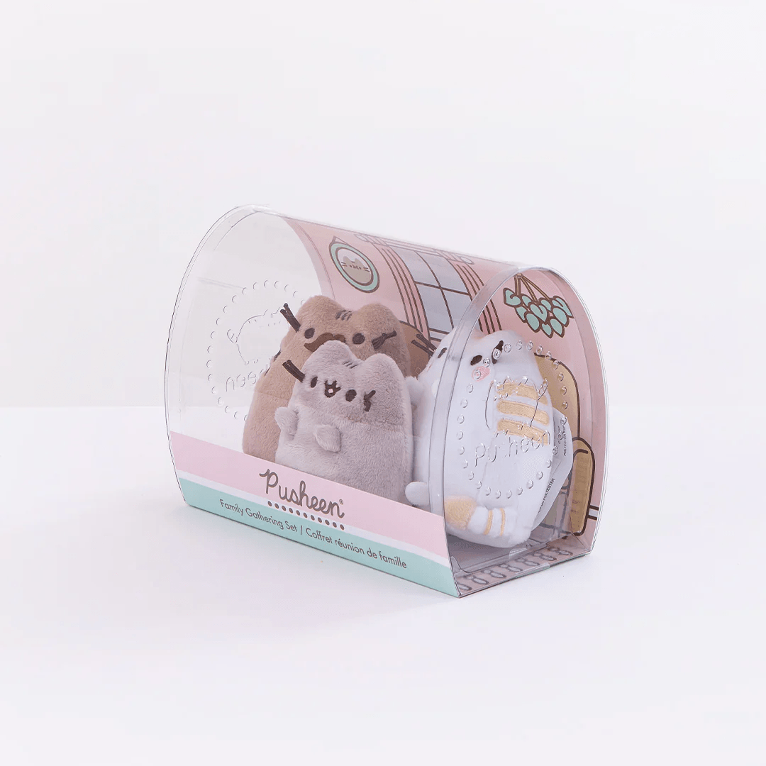 Plush Collector Set - Pusheen - Pusheen Family Gathering Plush Collector Set - The Gift Company