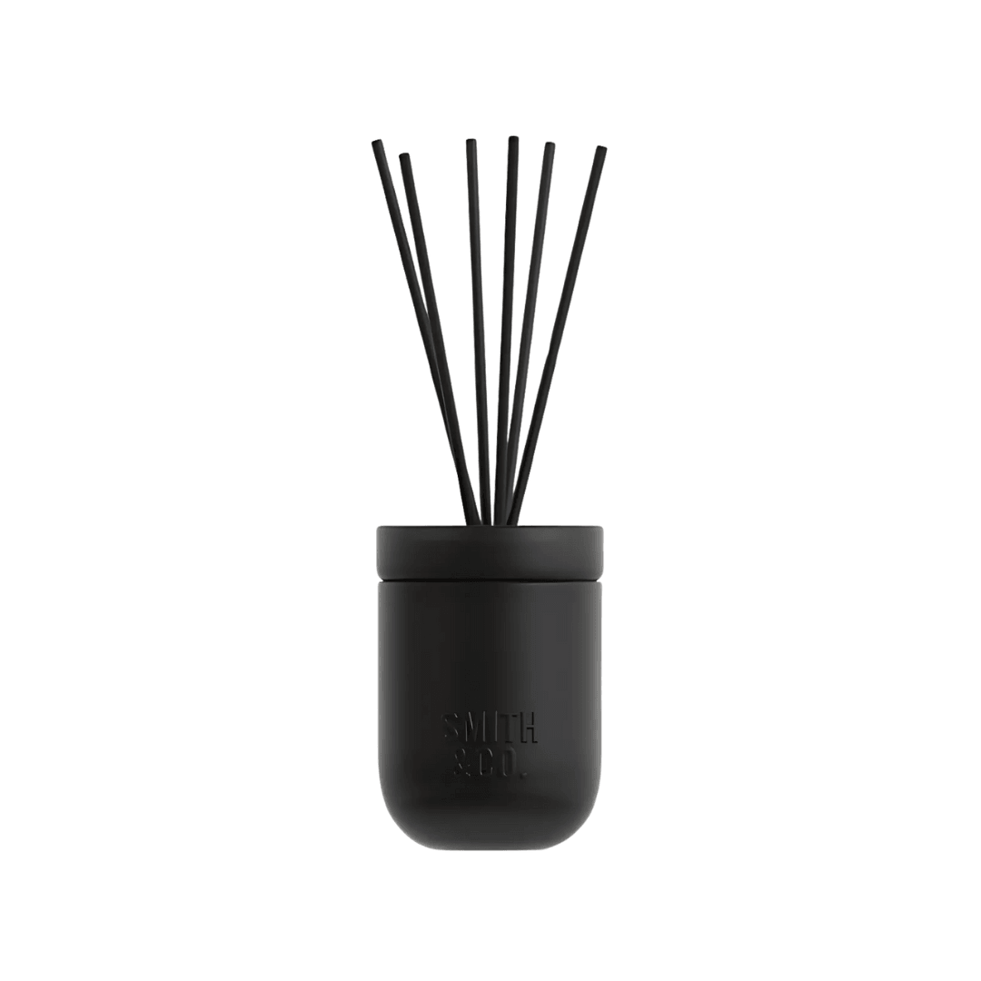 Reed Diffuser - The Aromatherapy Co. - The Aromatherapy Co. Smith & Co. Diffuser Tabac & Cedar Wood 200mL - The Gift Company