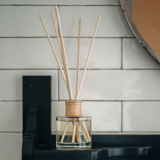 CandleXchange Coconut & Lime Reed Diffuser 200mL lifestyle image