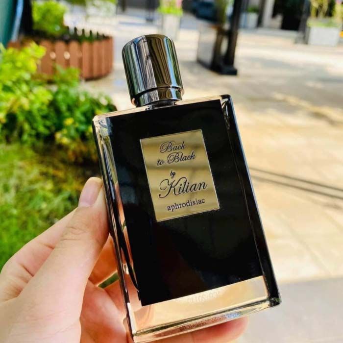 Kilian Back To Black Aphrodisiac Eau de Parfum 50mL lifestyle image