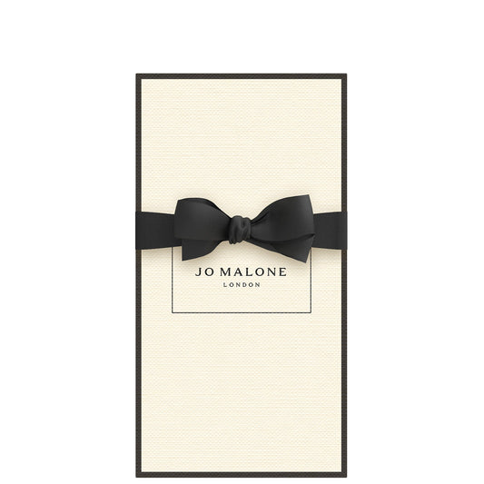 Jo Malone London Lime Basil & Mandarin Cologne styled image