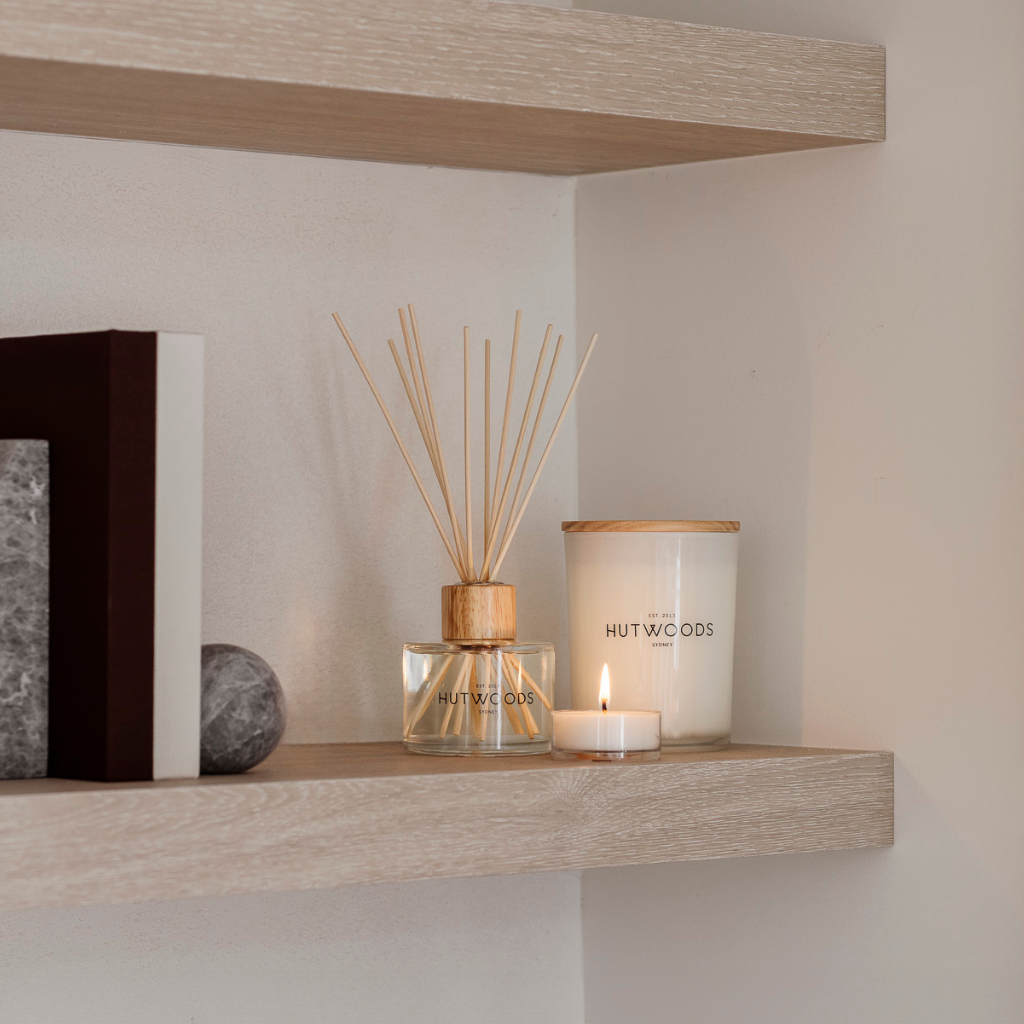 Hutwoods Coconut & Lime Reed Diffuser 200mL lifestyle image 5