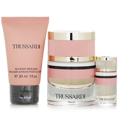 Trussardi Eau de Parfum Weekend Coffret 30mL + 7mL + 30mL Body Emulsion additional product image 2