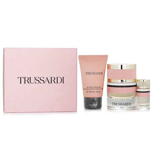 Trussardi Eau de Parfum Weekend Coffret 30mL + 7mL + 30mL Body Emulsion