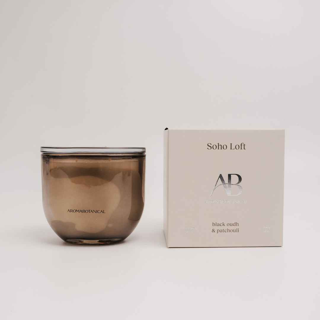 Aromabotanical Soho Loft – Black Oudh & Patchouli Scented Candle 400g image 2