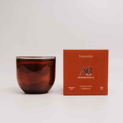 Aromabotanical Yosemite – Cedar & Wildflowers Scented Candle 400g product image