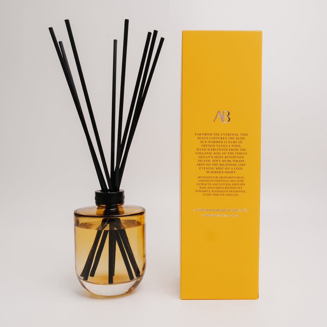 Aromabotanical Reunion Isle – French Vanilla & Soft Musk Reed Diffuser 400mL image 2
