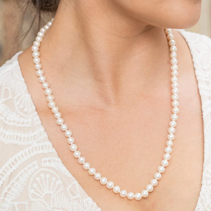 Ikecho Clara Necklace