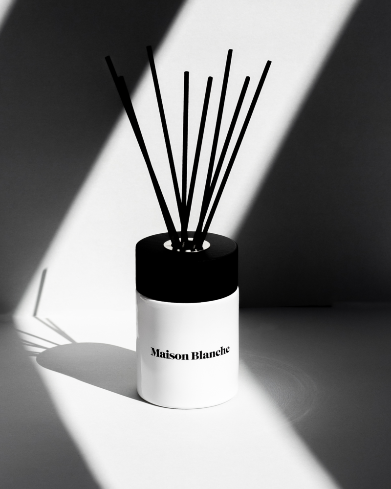 Maison Blanche 001 Cotton & Chamomile Reed Diffuser 125mL – official Maison Blanche product image 6