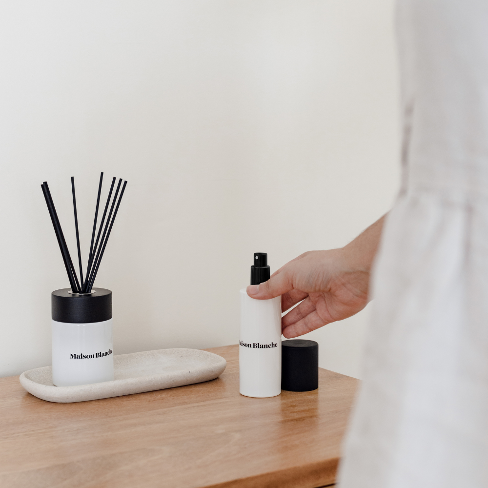 Maison Blanche 001 Cotton & Chamomile Reed Diffuser 125mL – official Maison Blanche product image 5