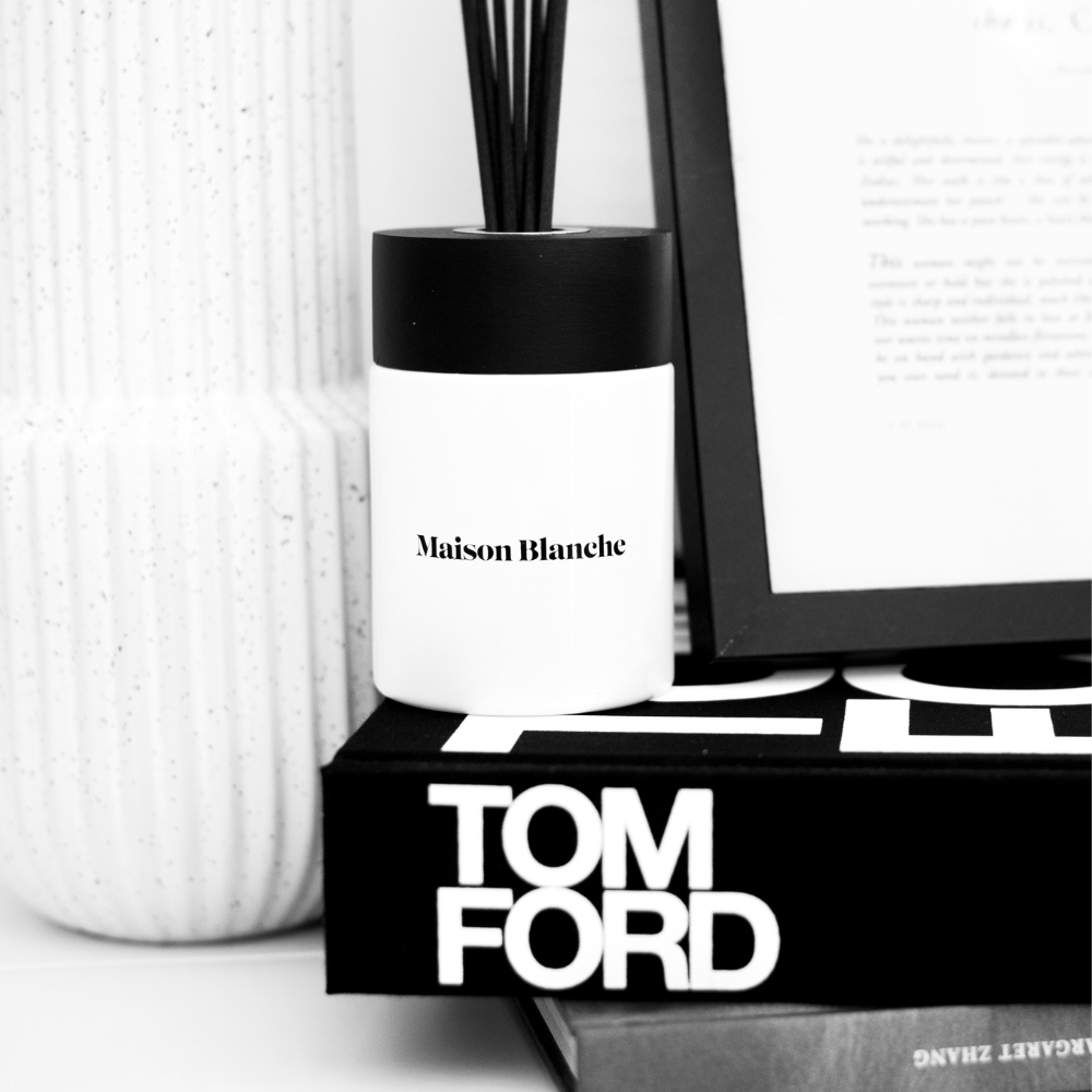 Maison Blanche 001 Cotton & Chamomile Reed Diffuser 125mL – official Maison Blanche product image 4