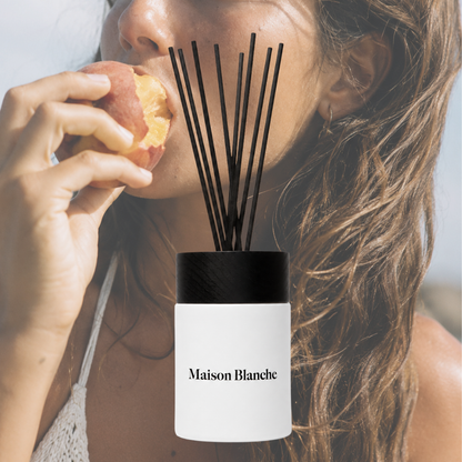 Maison Blanche 012 Peach & Elderflower Reed Diffuser 125mL – official Maison Blanche product image 3