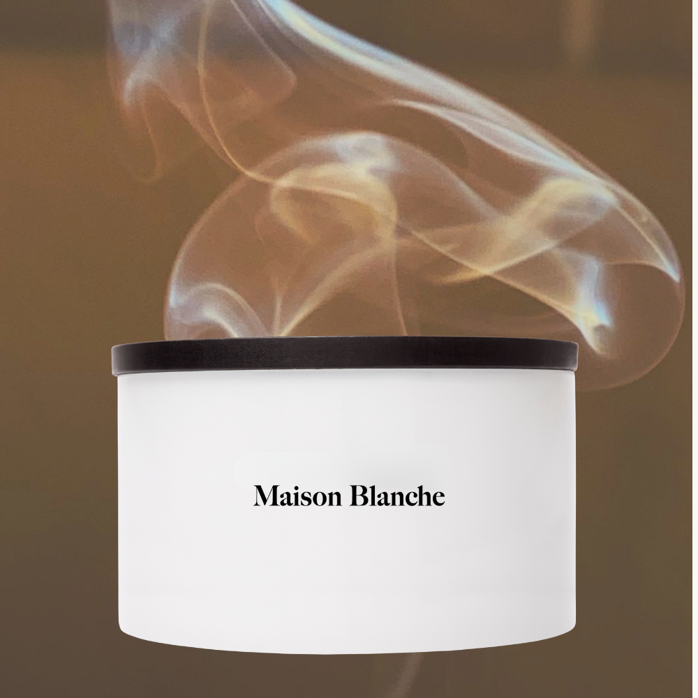 Maison Blanche 004 Bergamot & Tobacco Deluxe Candle 800g – official Maison Blanche product image 3
