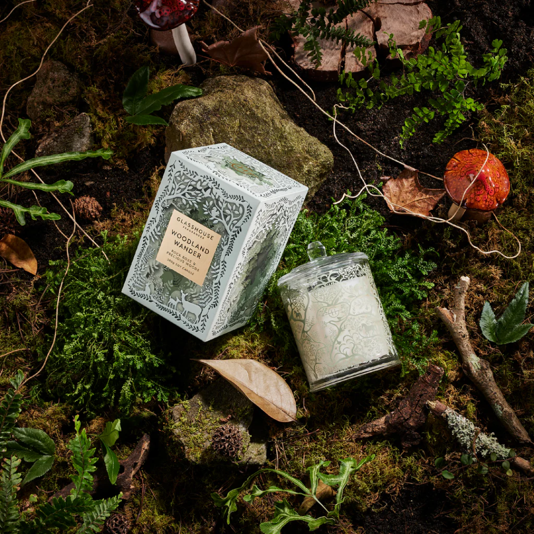 Glasshouse Fragrances Into The Woods 套装（价值 120 美元）