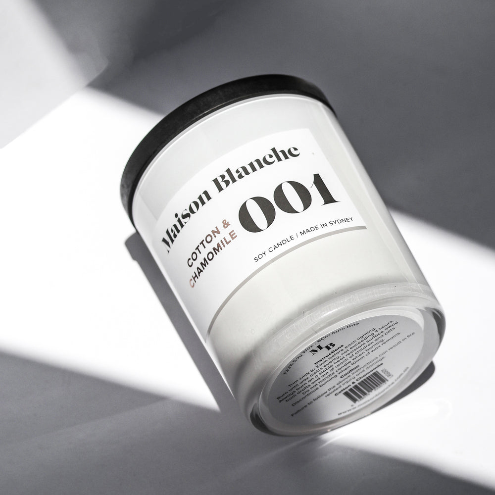 Maison Blanche 001 Cotton & Chamomile Large Candle 400g – official Maison Blanche product image 5