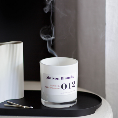 Maison Blanche 012 Peach & Elderflower Large Candle 400g – official Maison Blanche product image 7