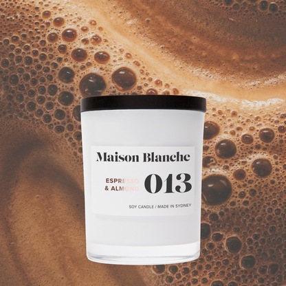 Maison Blanche 013 Espresso & Almond Medium Candle 200g – official Maison Blanche product image 3