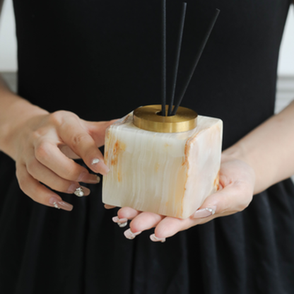 Nordic Marble Aromatherapy Bottle — Minimalist Stone Diffuser Decor Reed Diffuser