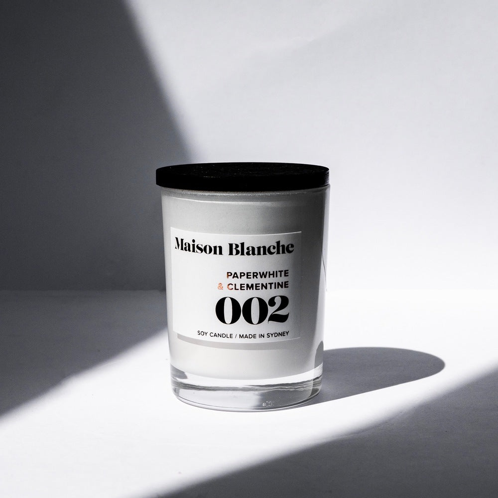 Maison Blanche 002 Paperwhite & Clementine Petite Candle 60g – official Maison Blanche product image 3