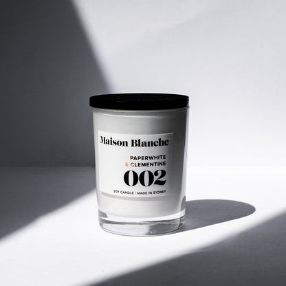Maison Blanche 002 Paperwhite & Clementine Petite Candle 60g – official Maison Blanche product image 3