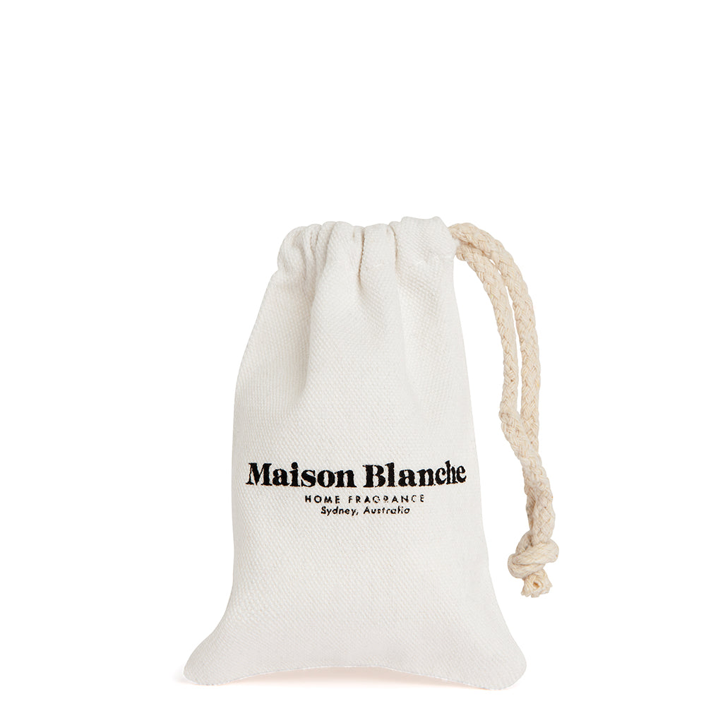 Maison Blanche 003 Cucumber & Mint Petite Candle 60g – official Maison Blanche product image 2