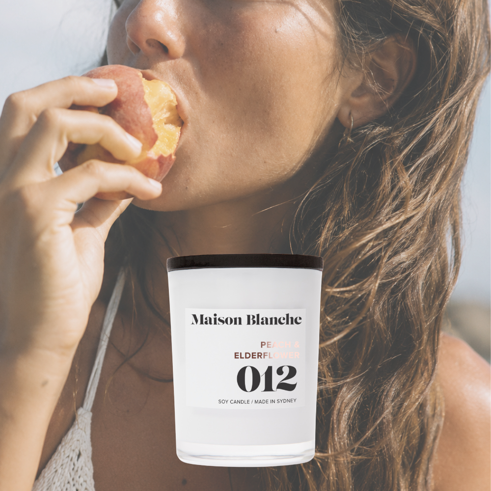 Maison Blanche 012 Peach & Elderflower Petite Candle 60g – official Maison Blanche product image 3