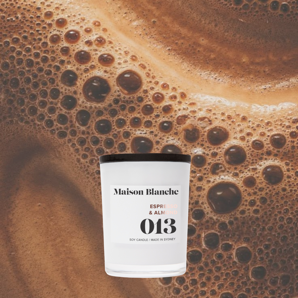 Maison Blanche 013 Espresso & Almond Petite Candle 60g – official Maison Blanche product image 3