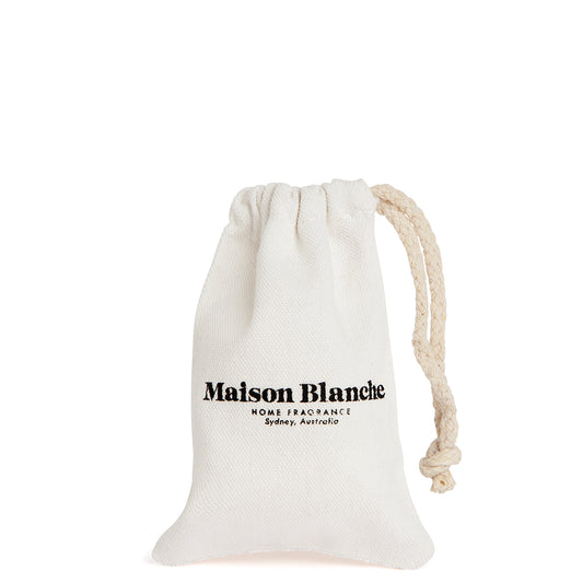 Maison Blanche 014 Fig & Olive Leaf Petite Candle 60g – official Maison Blanche product image 2