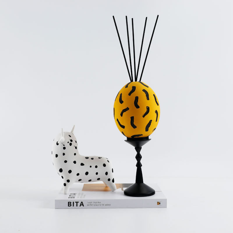 White Ceramic Eggshell Reed Diffuser Ornament
