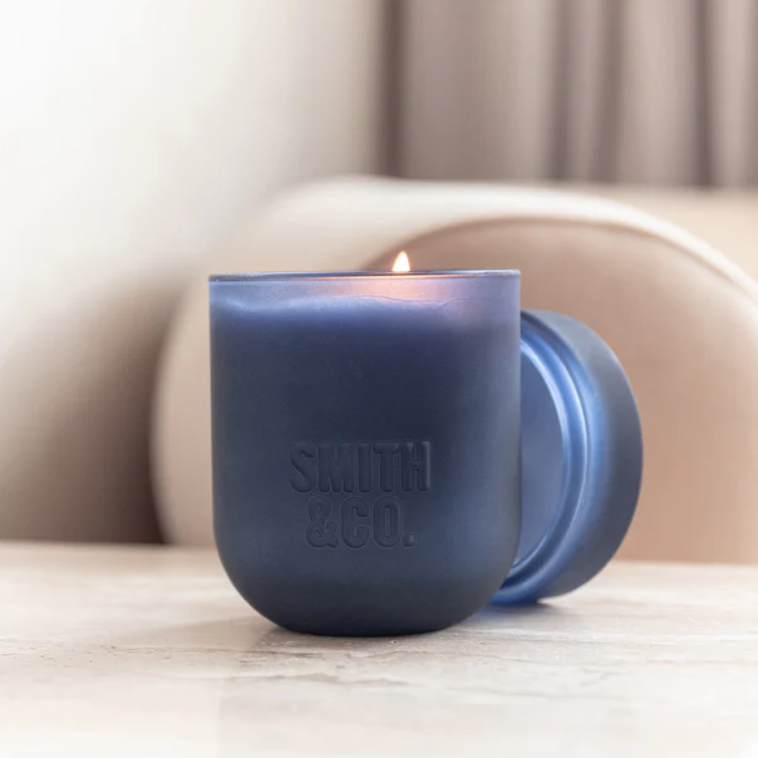 The Aromatherapy Co. Smith & Co. Candle Smoked Suede & Bergamot 250g
