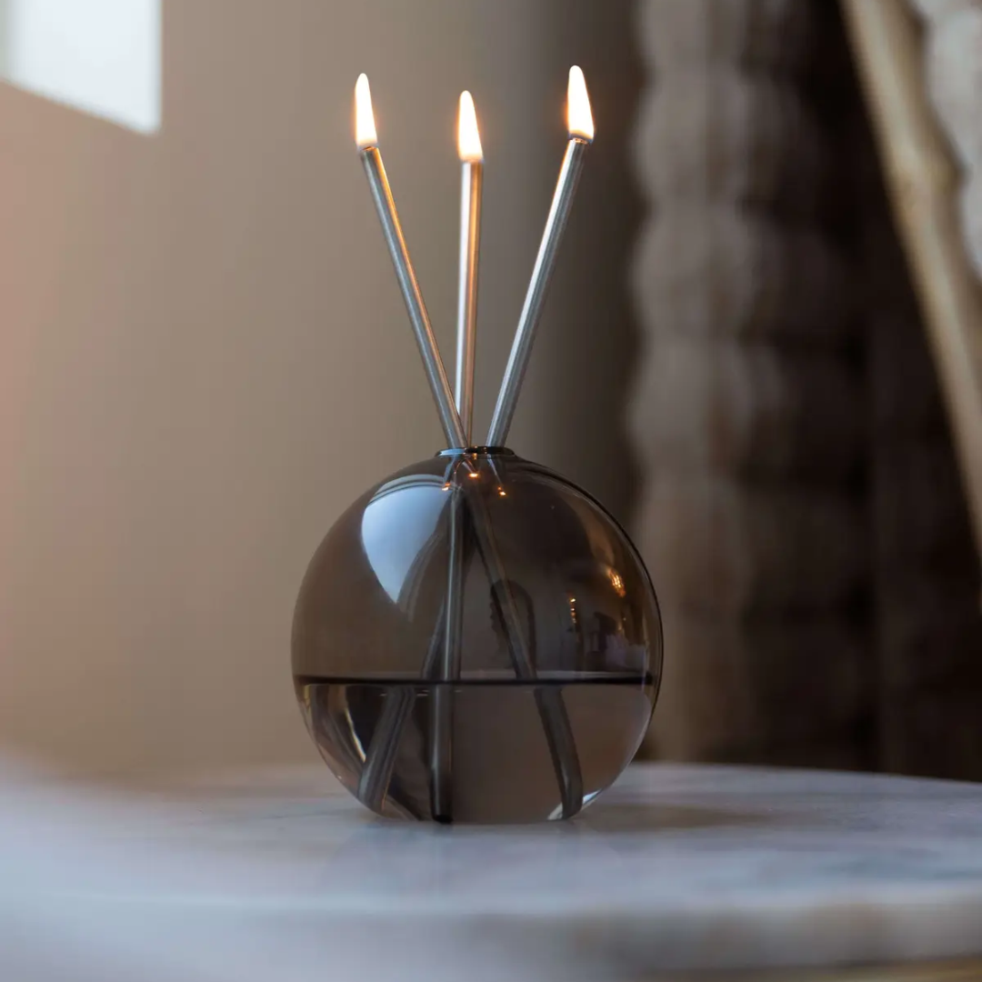 Everlasting Candle Co Neva Signature Set - Storm Vase & Silver Candle Sticks