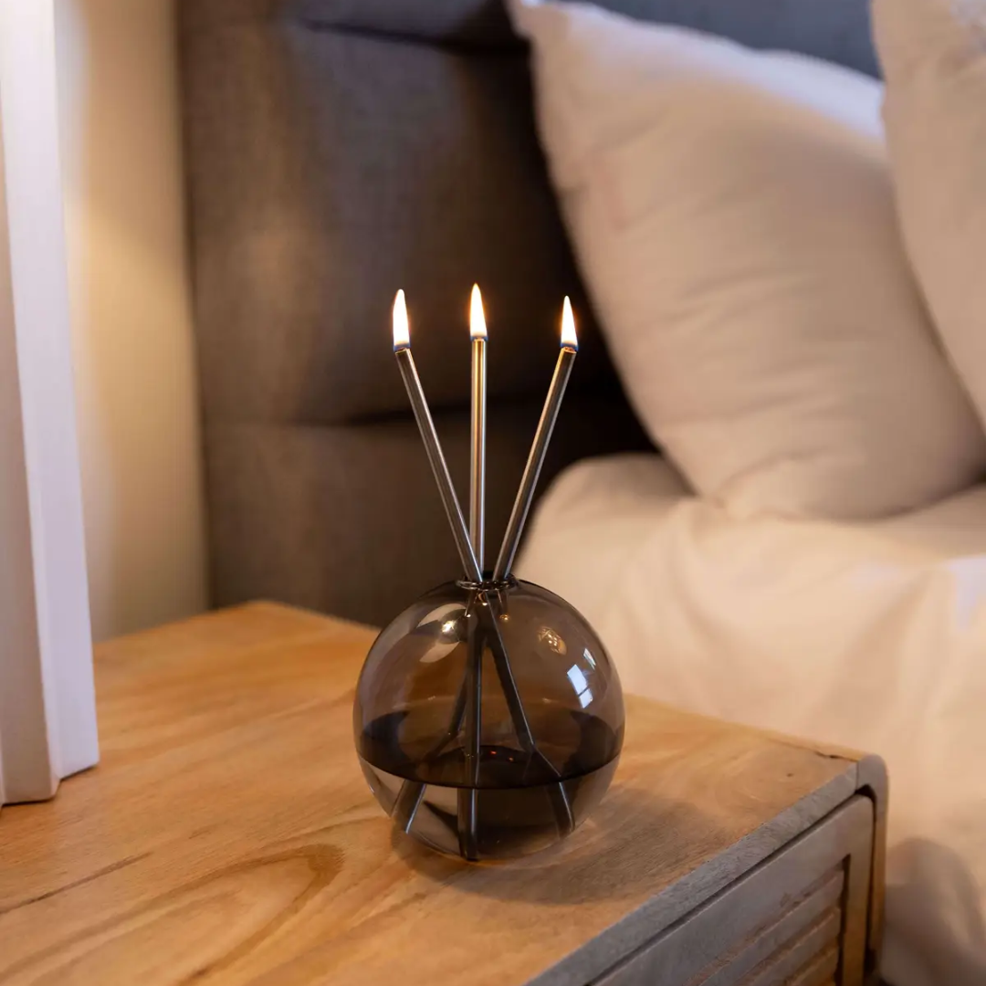 Everlasting Candle Co Neva Signature Set - Storm Vase & Silver Candle Sticks