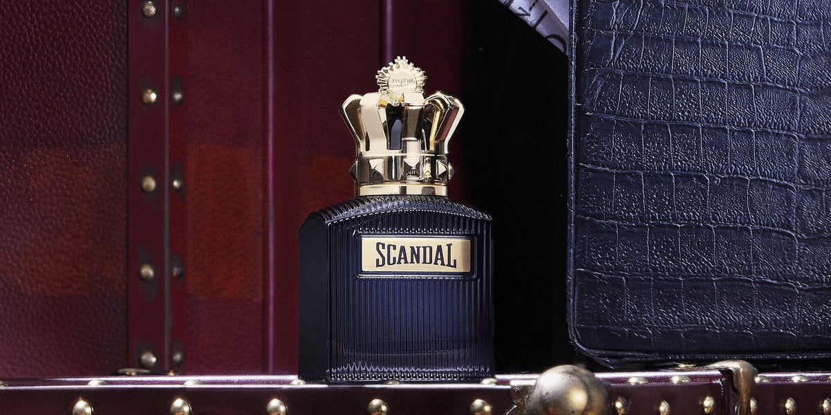 Jean Paul Gaultier Scandal Pour Homme Intense bottle detail