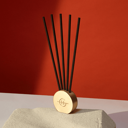 Bundle - Glasshouse - Glasshouse Fragrances The Hamptons Signature Bundle - Candle, Diffuser, Stems & Stand (worth $150) - The Gift Company