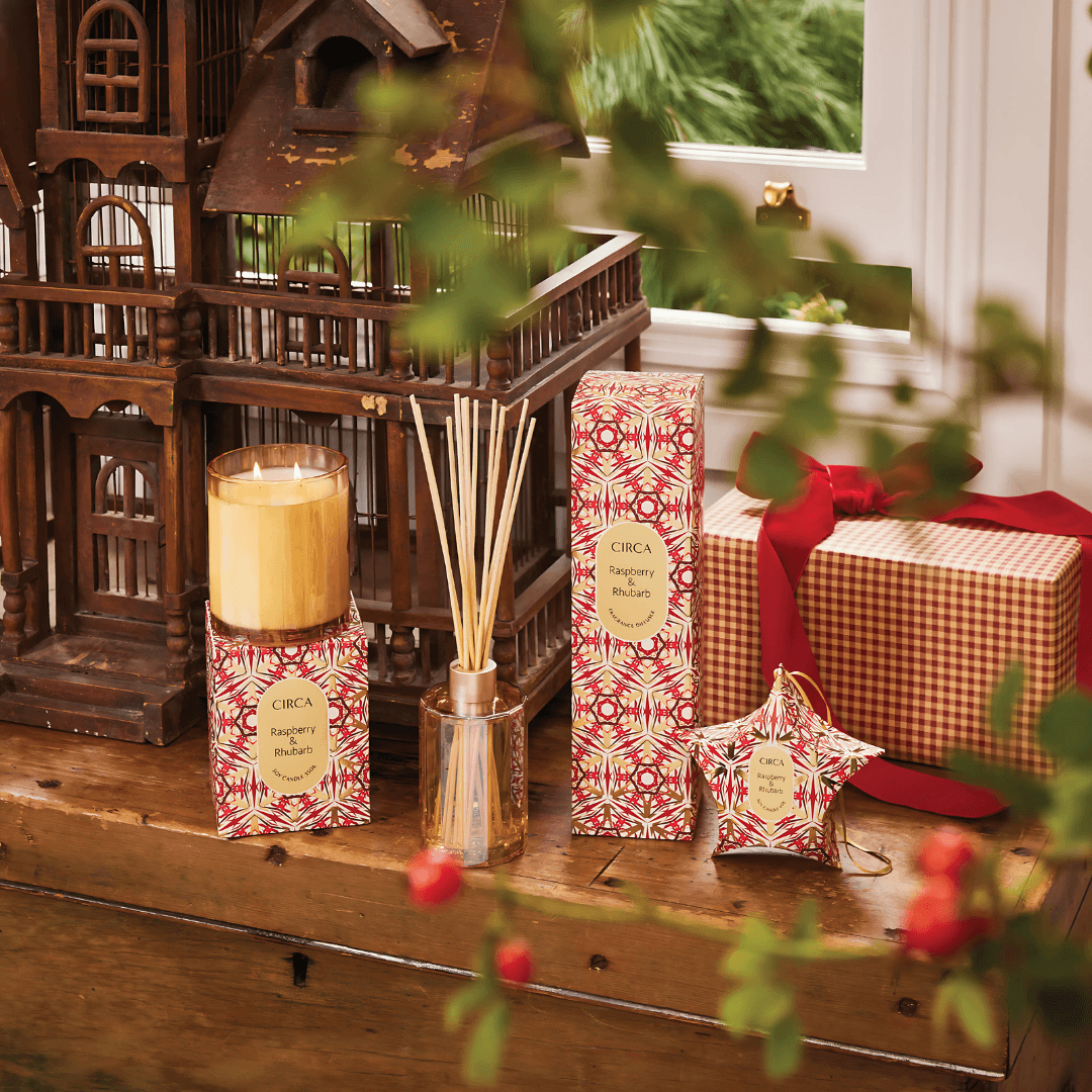 Candle - Circa - CIRCA Raspberry & Rhubarb Soy Candle 350g - The Gift Company