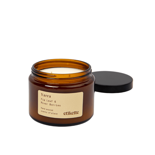 Candle - Etikette - Etikette Fig Leaf & River Berries Soy Candle 500g - The Gift Company