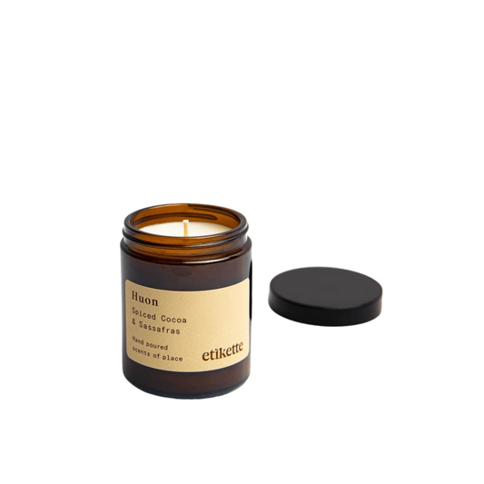 Candle - Etikette - Etikette Spiced Cocoa & Sassafras Soy Candle 175g - The Gift Company