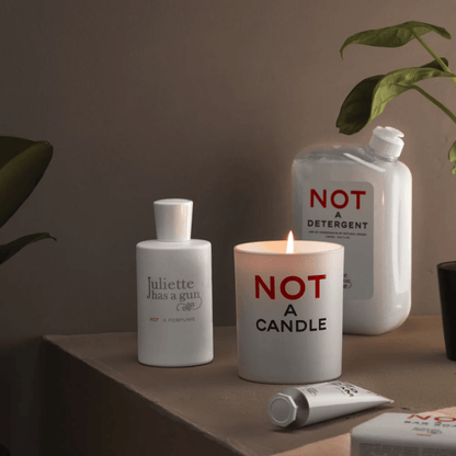Candle - Juliette Has A Gun - Juliette Has A Gun Not a Candle 180g - The Gift Company