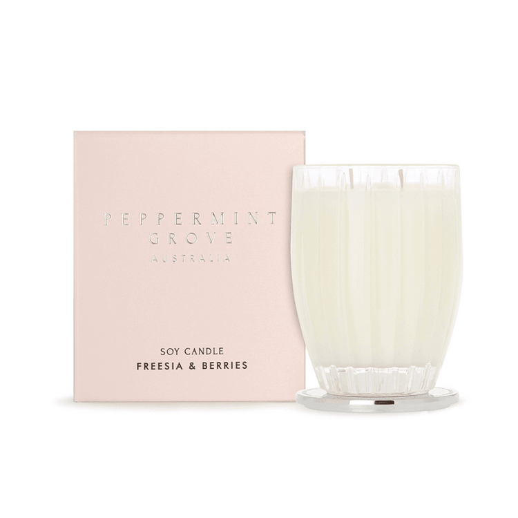 Candle - Peppermint Grove - Peppermint Grove Fressia & Berries Candle 370g - The Gift Company